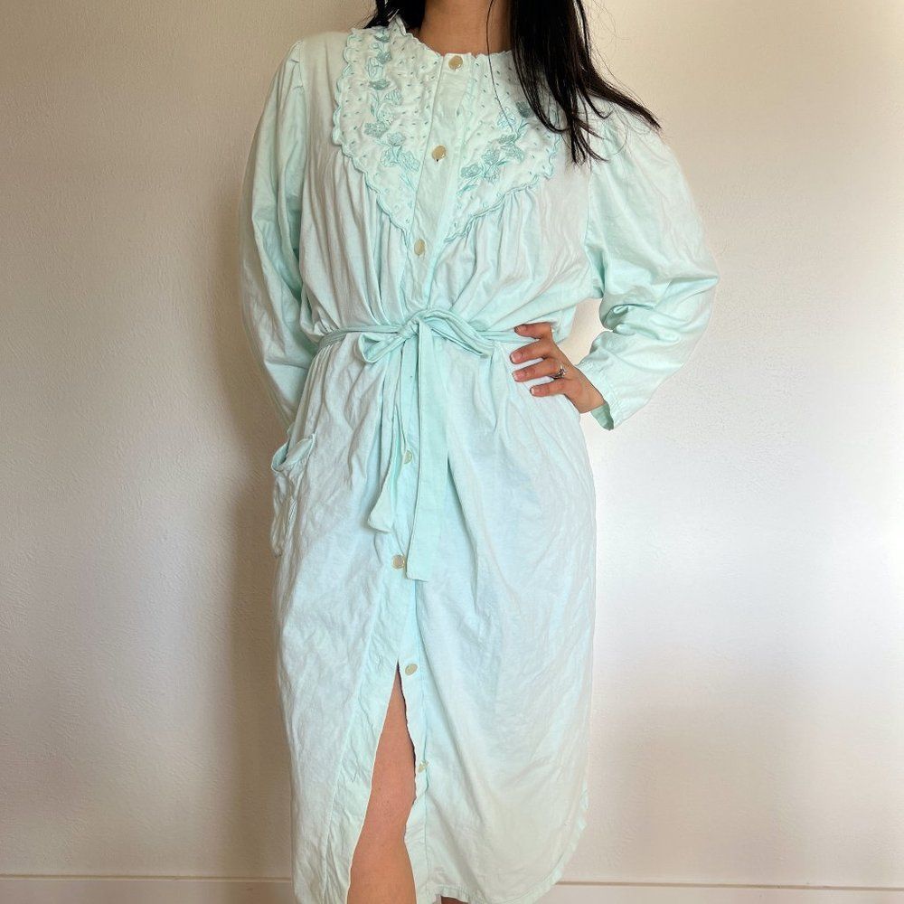 Vintage 1970s soft knit green long sleeve robe embroidered yoke detail medium - Picture 4 of 10